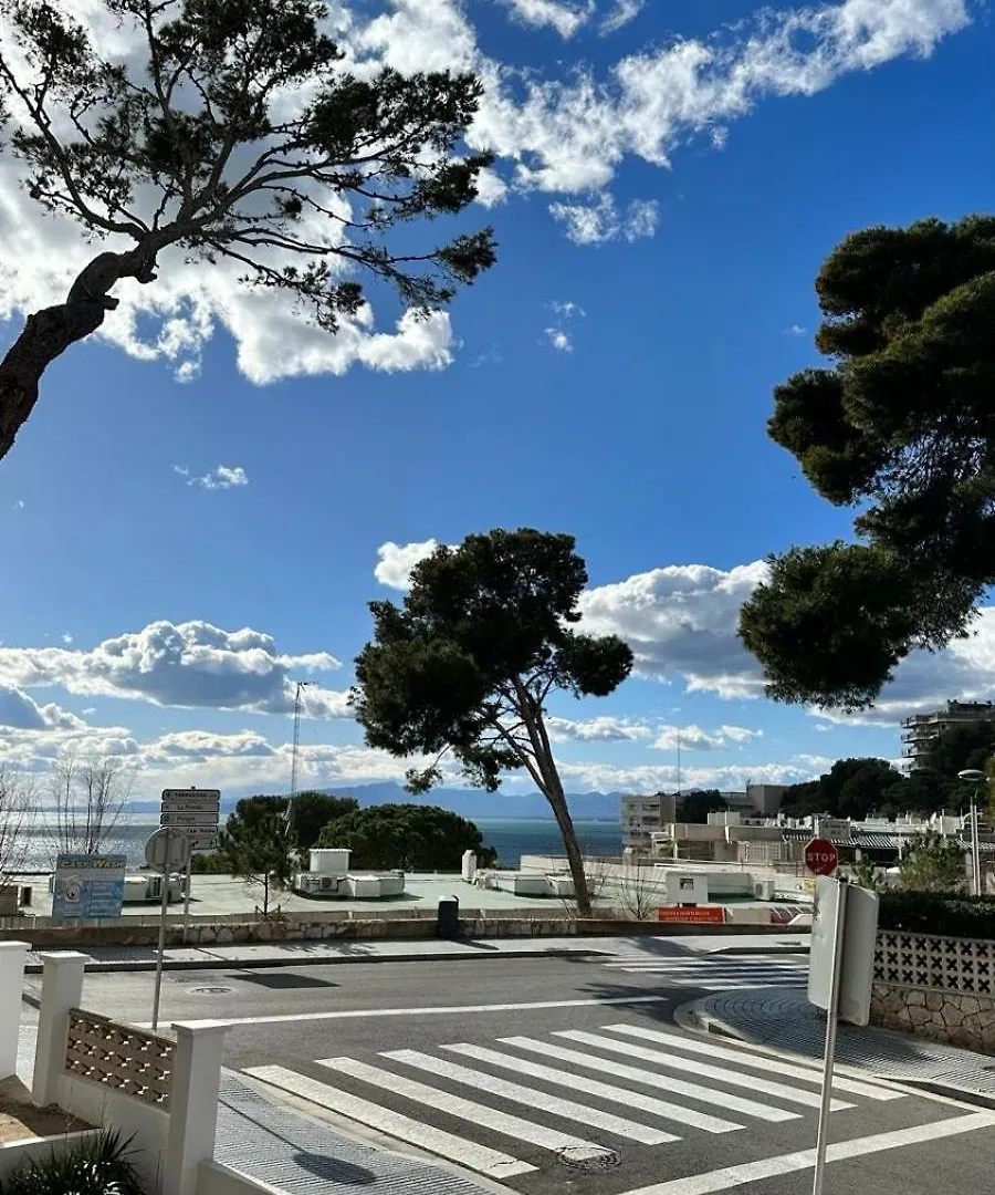 Apartsalou Tati Spanien