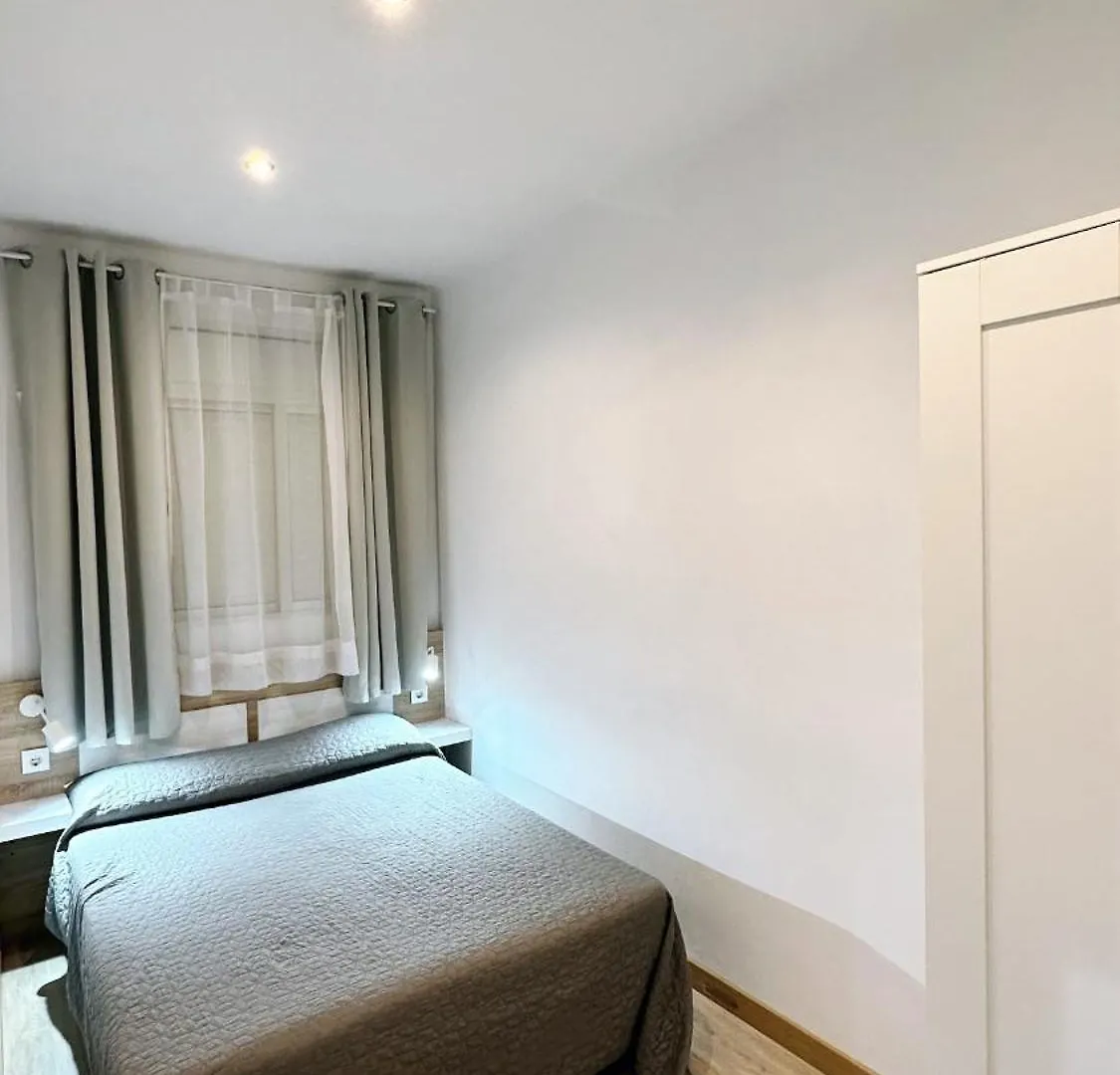 Apartsalou Tati 0*, Salou